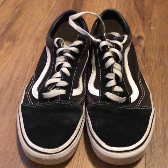 Shoes. - Picture 4 of 4